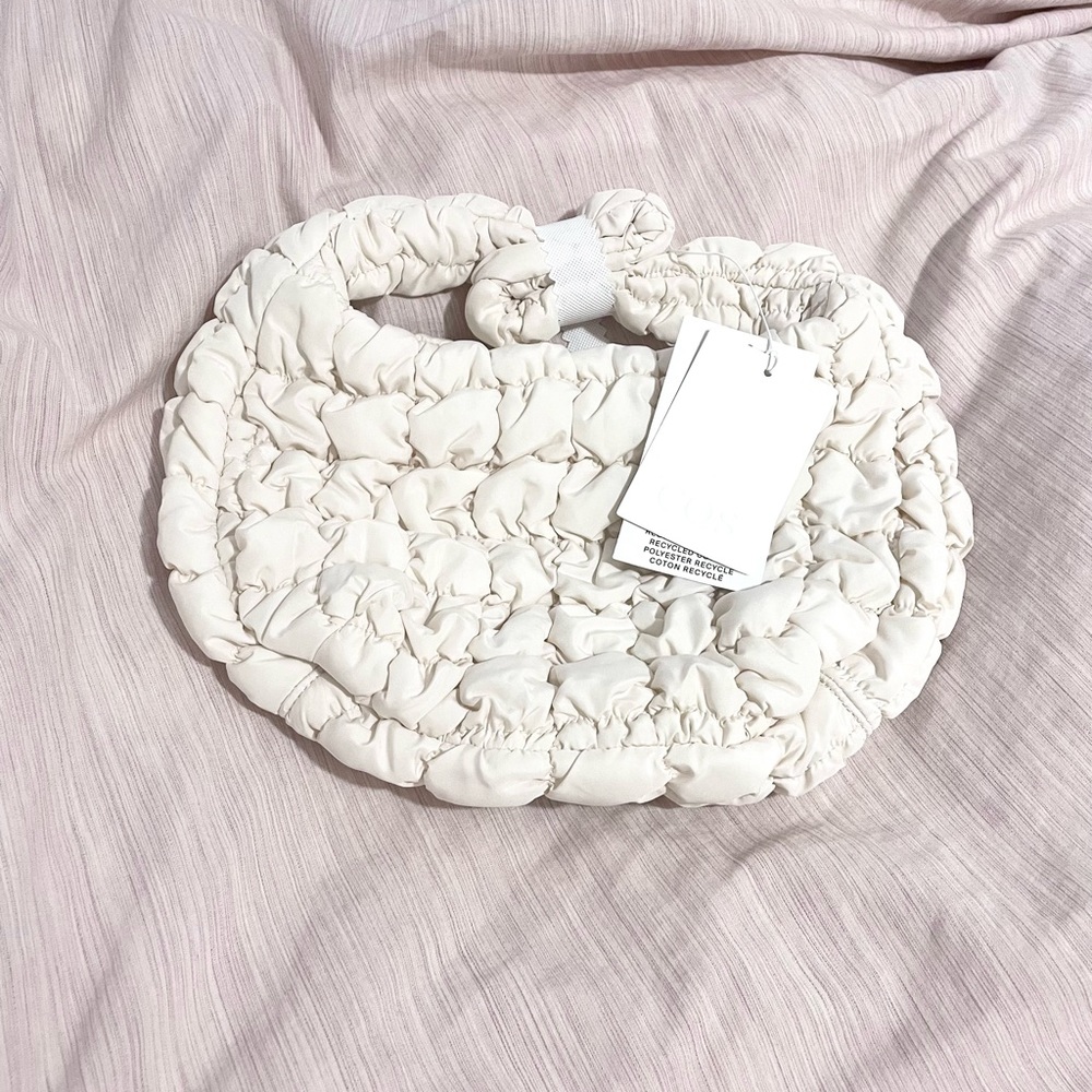 Sold❤️ COS Quilted Mini Bag🤍